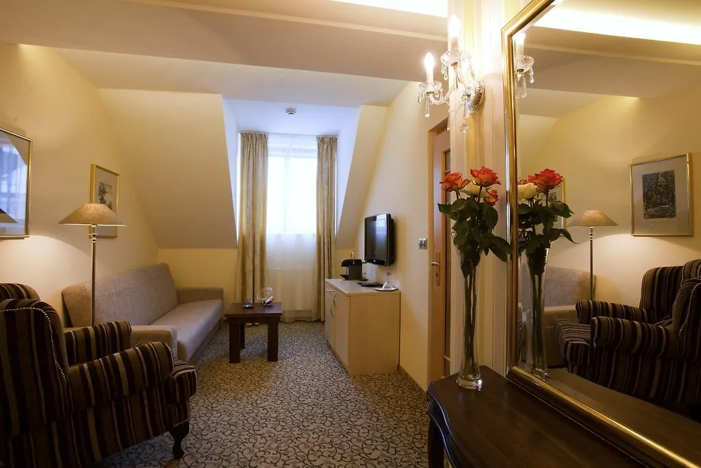 Hotel Ambiente Wellness & Spa Karlovy Vary 4*,  Czech Republic